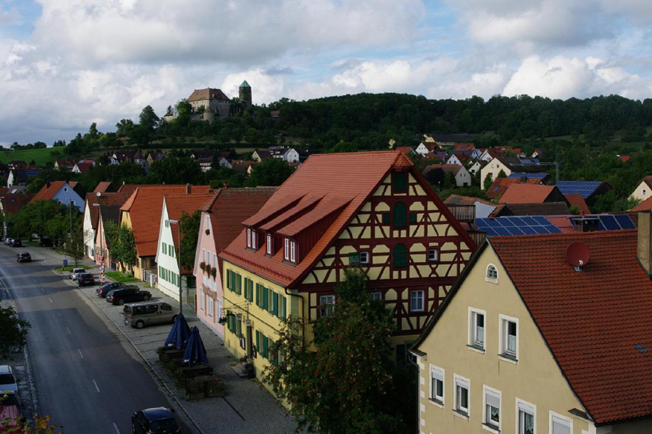 Gasthaus Schwarzer Adler Colmberg Exterior foto